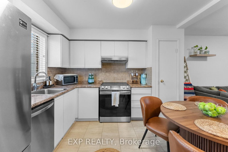 84 - 8141 Coventry Rd, Niagara Falls, L2H 2X7 | Image 2