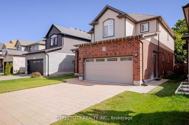 1253 Howlett Circ, London North, N5X 0K5 | Image 2