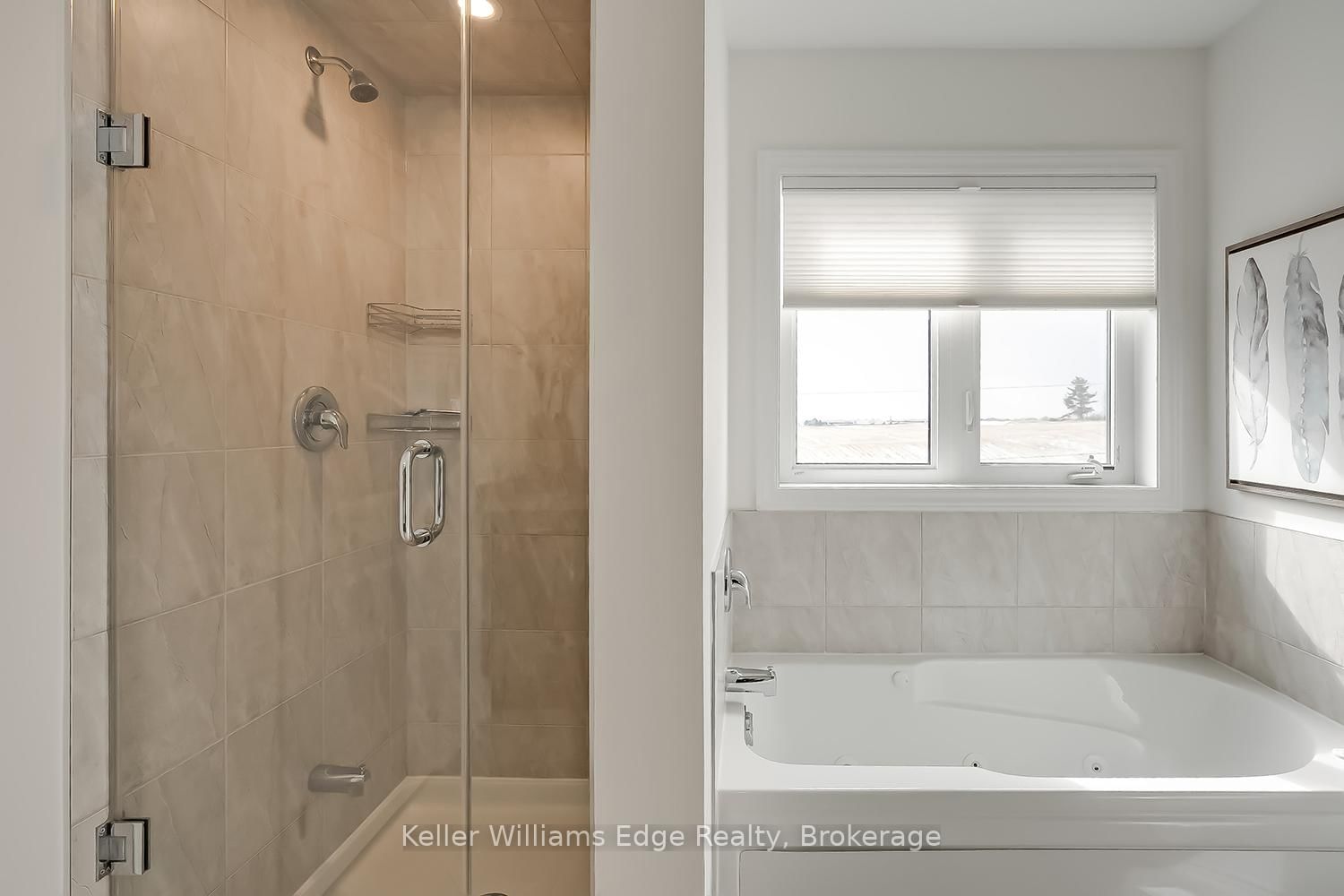 Detached House for sale at 92 Flagg Avenue, Brant, Ontario, N3L 0J9 - Paris - MLS: X12898772