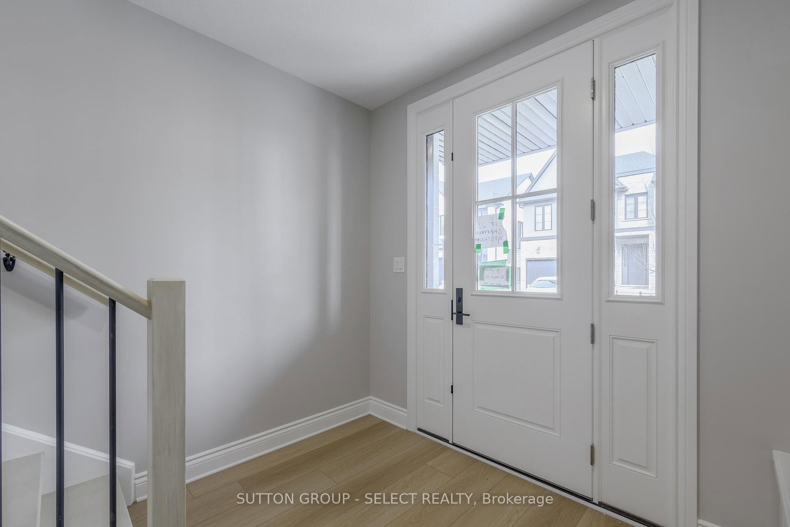 2835 Sheffield Place, Unit 5 - Photo 5