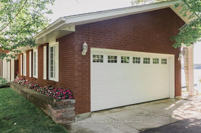 83 SCARLETT Road