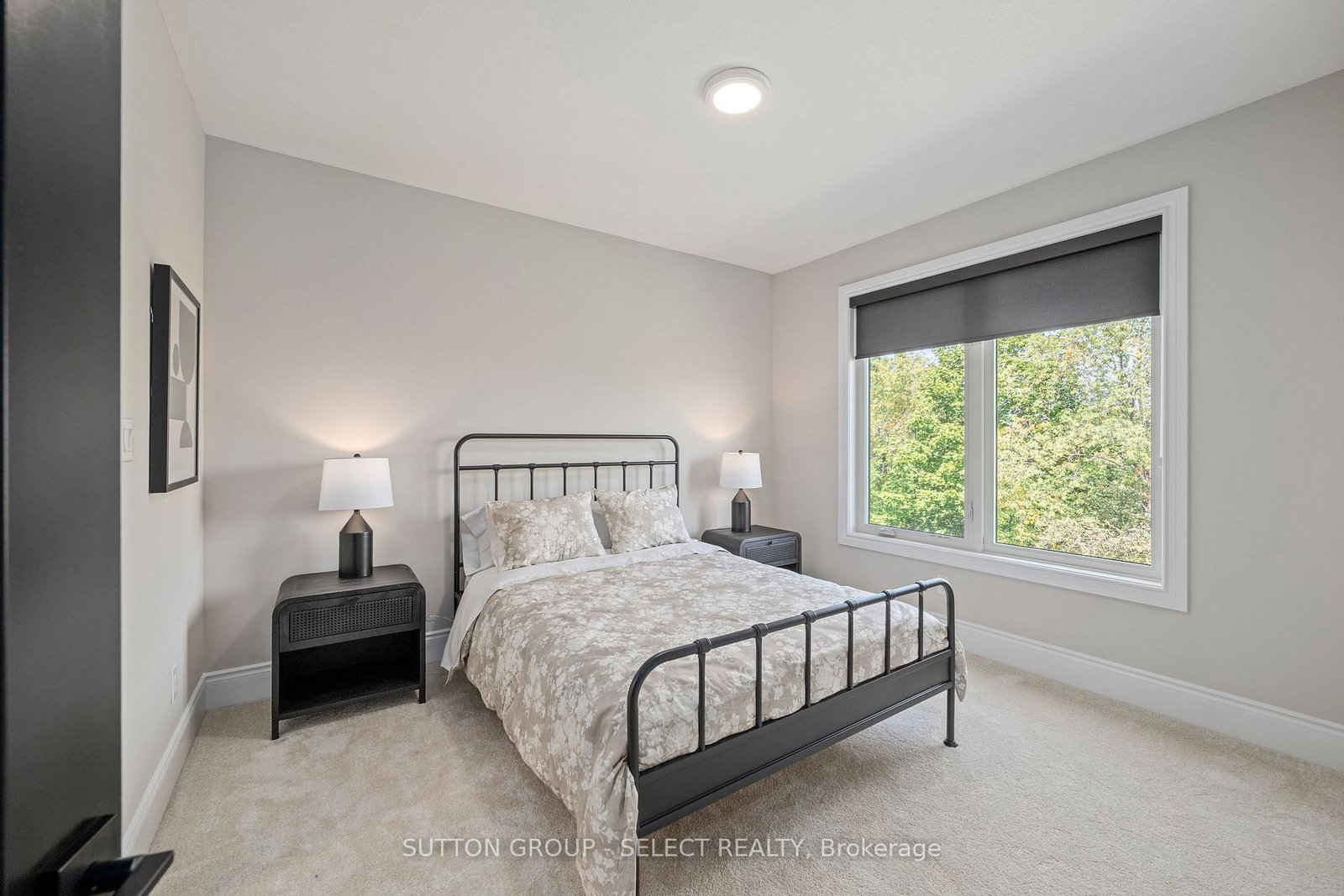 2835 Sheffield Place, Unit 14 - Photo 16