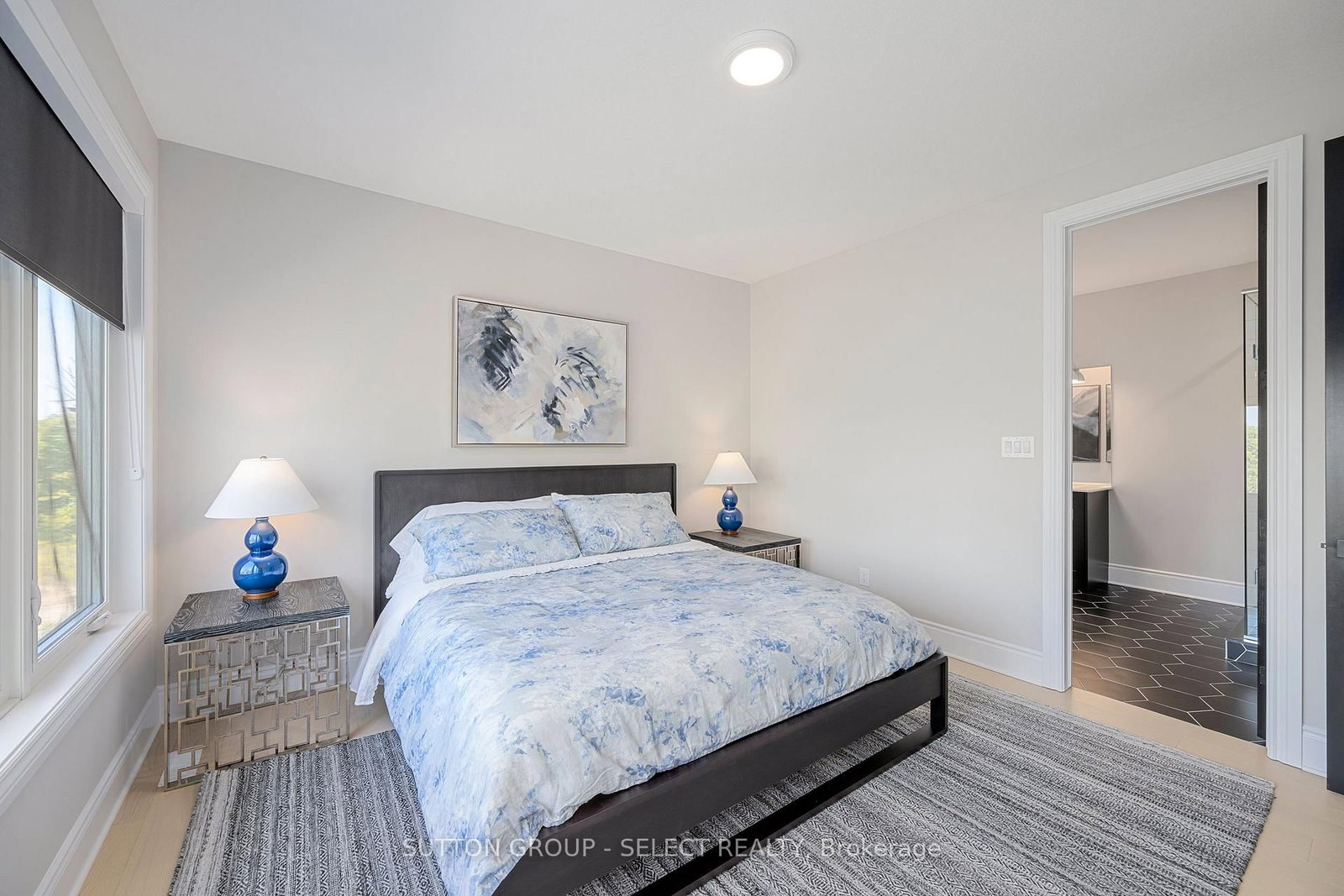 2835 Sheffield Place, Unit 14 - Photo 19