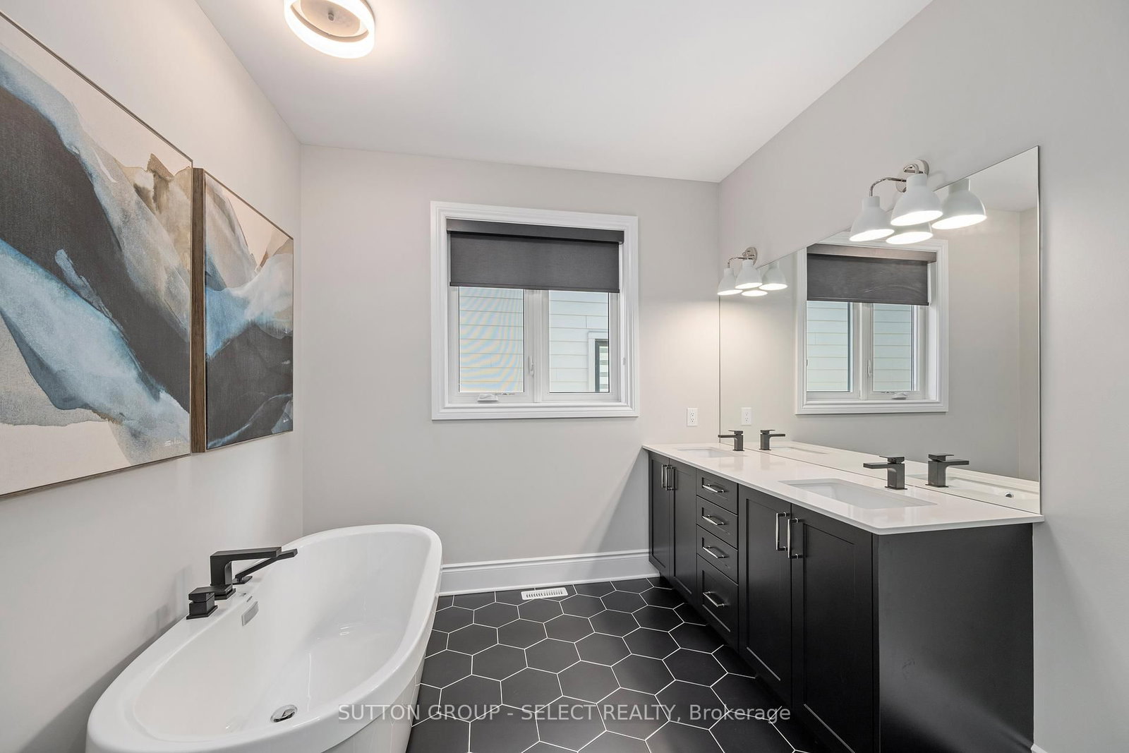 2835 Sheffield Place, Unit 14 - Photo 20