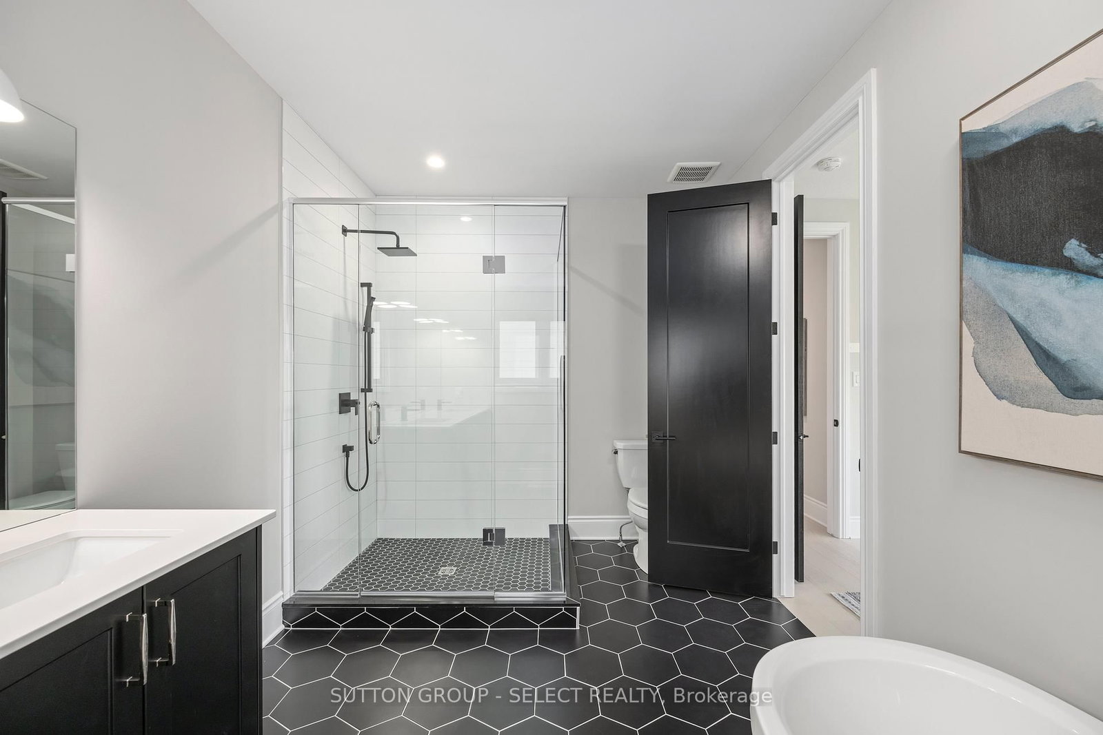 2835 Sheffield Place, Unit 14 - Photo 21