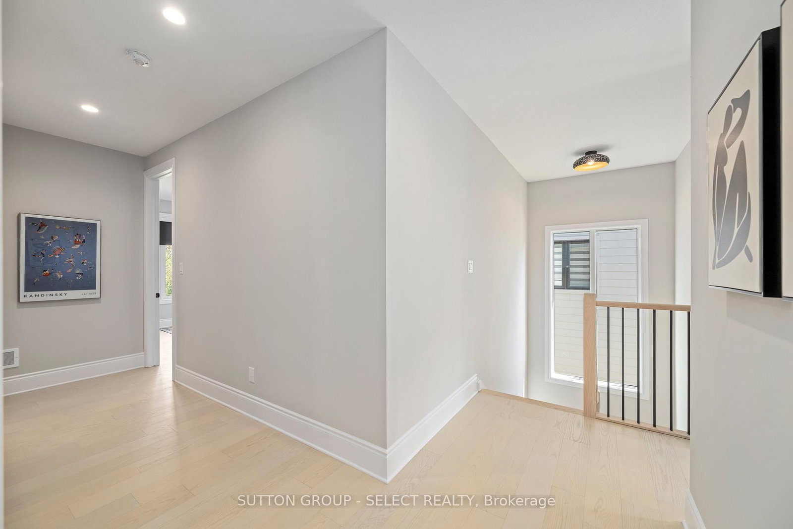 2835 Sheffield Place, Unit 14 - Photo 27