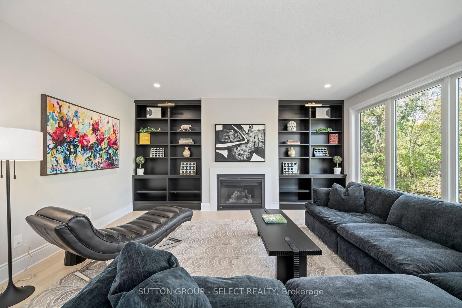 2835 Sheffield Place, Unit 14 - Photo 7