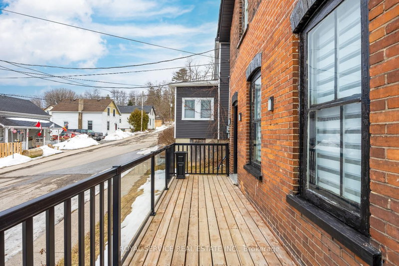 12 Park St, Port Hope, L1A 1C1 | Image 3