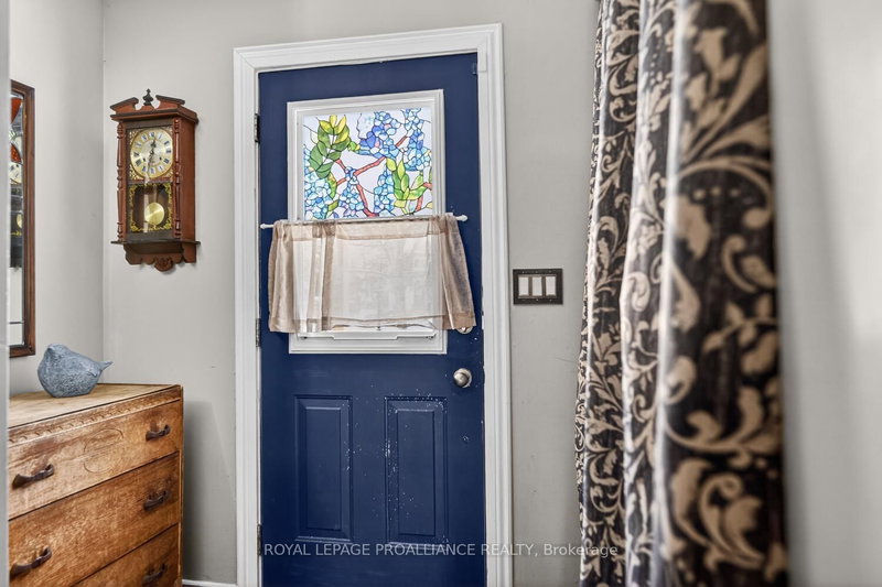 924 Mackenzie Rd, Prescott, K0E 1T0 | Image 2