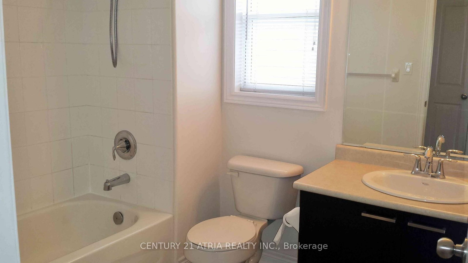 Detached House for sale at 46 Chicory Crescent, St. Catharines, Ontario, L2R 0A5 - Haig - MLS: X12899172