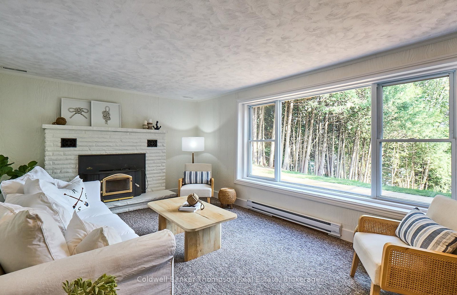 Detached House for sale at 109 Riverside Drive, Huntsville, Ontario, P1H 1R6 - Brunel - MLS: X12899214