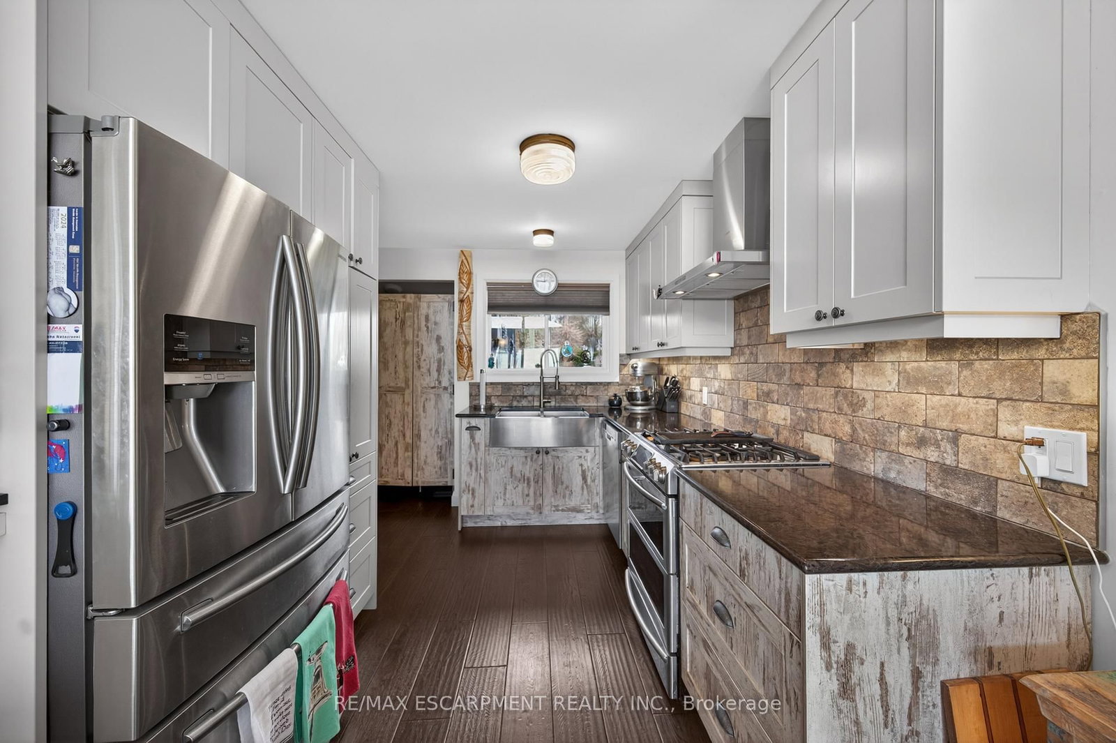 Detached House for sale at 2023 Maple Boulevard, Norfolk, Ontario, N0A 1N2 - Port Dover - MLS: X12899232