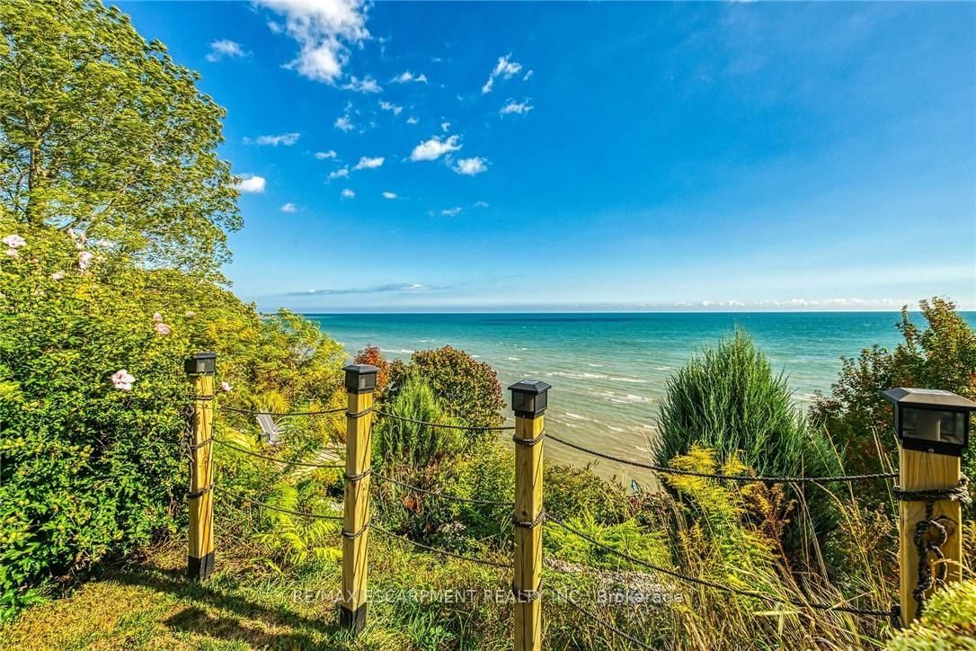 Detached House for sale at 2023 Maple Boulevard, Norfolk, Ontario, N0A 1N2 - Port Dover - MLS: X12899232