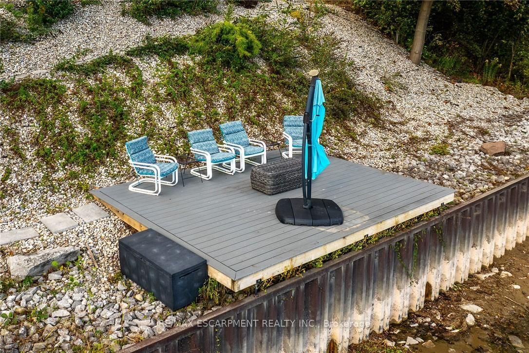 Detached House for sale at 2023 Maple Boulevard, Norfolk, Ontario, N0A 1N2 - Port Dover - MLS: X12899232