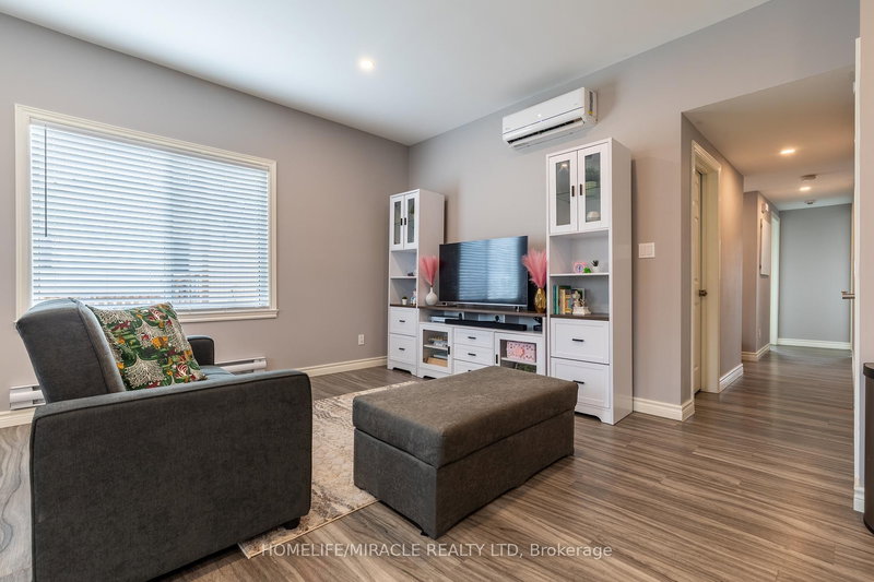 36 Division St, St. Catharines, L2R 3G2 | Image 3