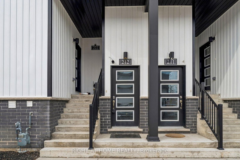 212 - 4263 Fourth Ave, Niagara Falls, L2E 0C2 | Image 3