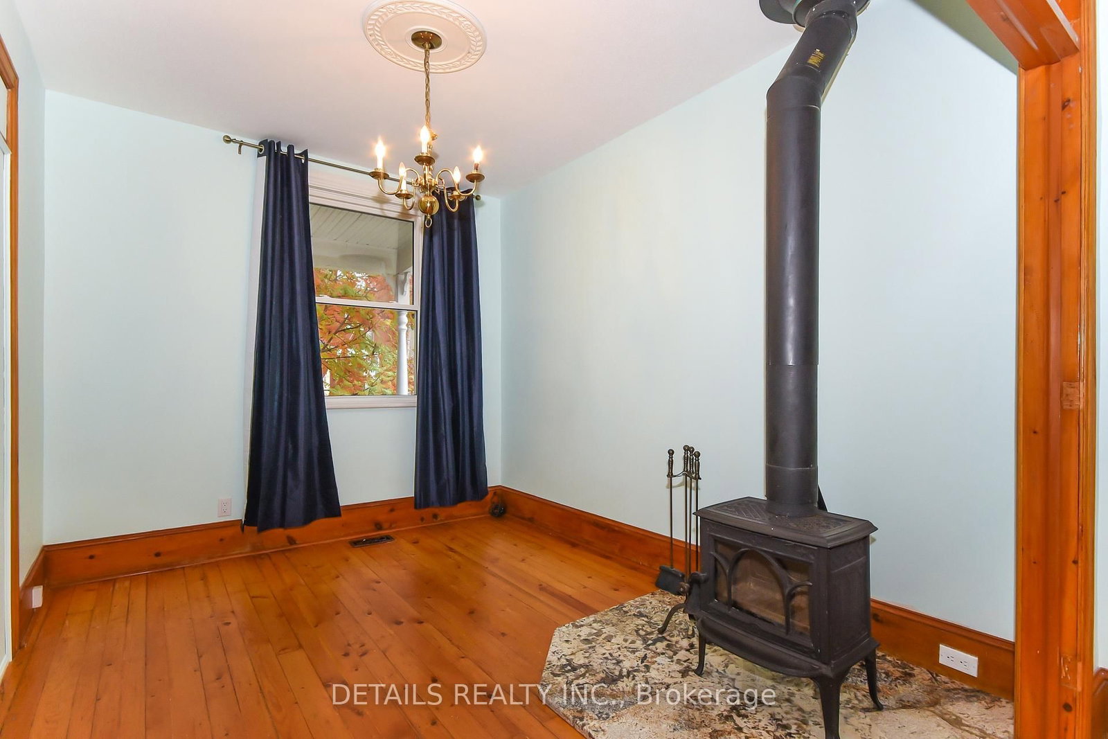 Detached House for sale at 19 Gould Street, Ottawa, Ontario, K1Y 2P1 - Ottawa West - MLS: X12899330