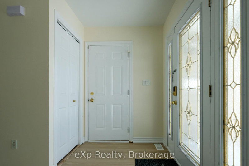 650 6th St E, Owen Sound, N4K 1G3 | Image 2