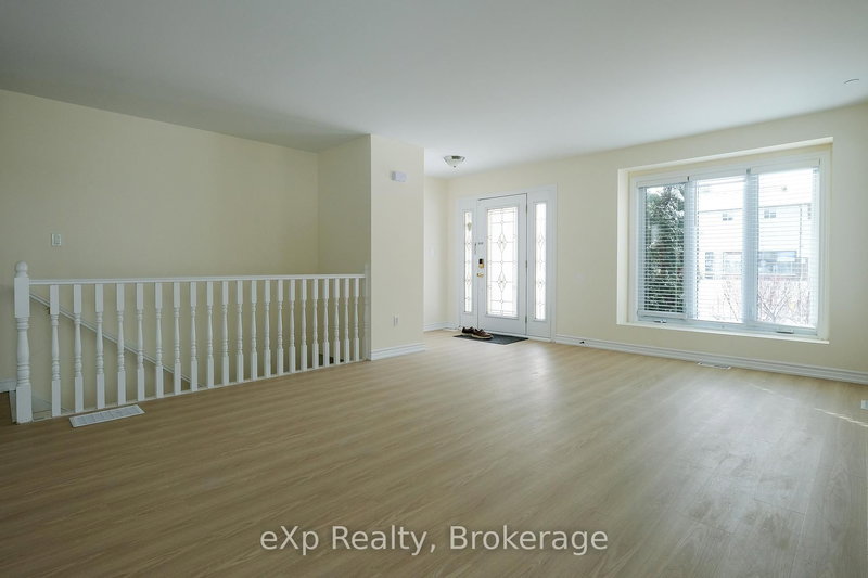 650 6th St E, Owen Sound, N4K 1G3 | Image 3