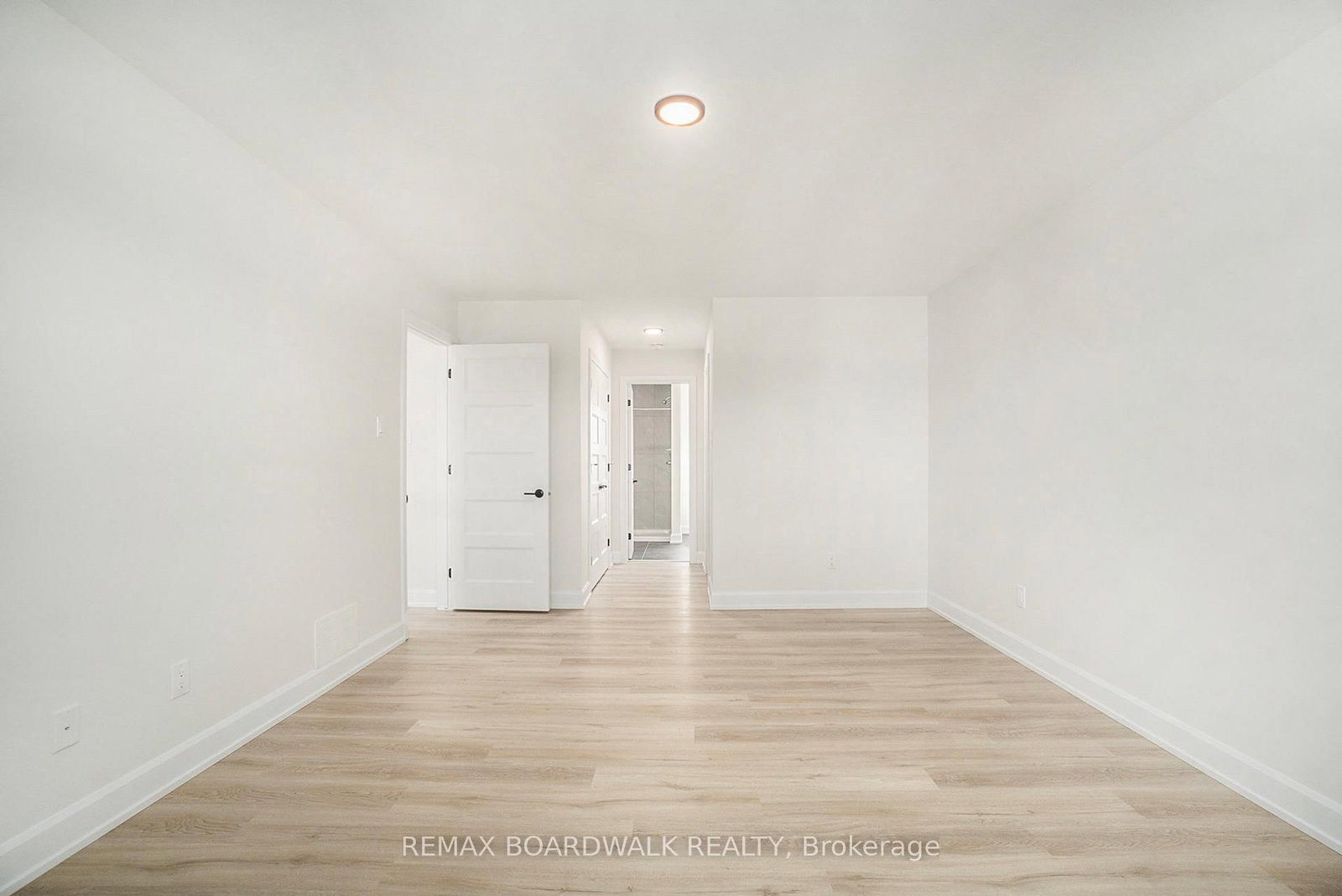 Detached House for sale at 619 Geneva Crescent, Russell, Ontario, K0A 1W0 - Embrun - MLS: X12899402