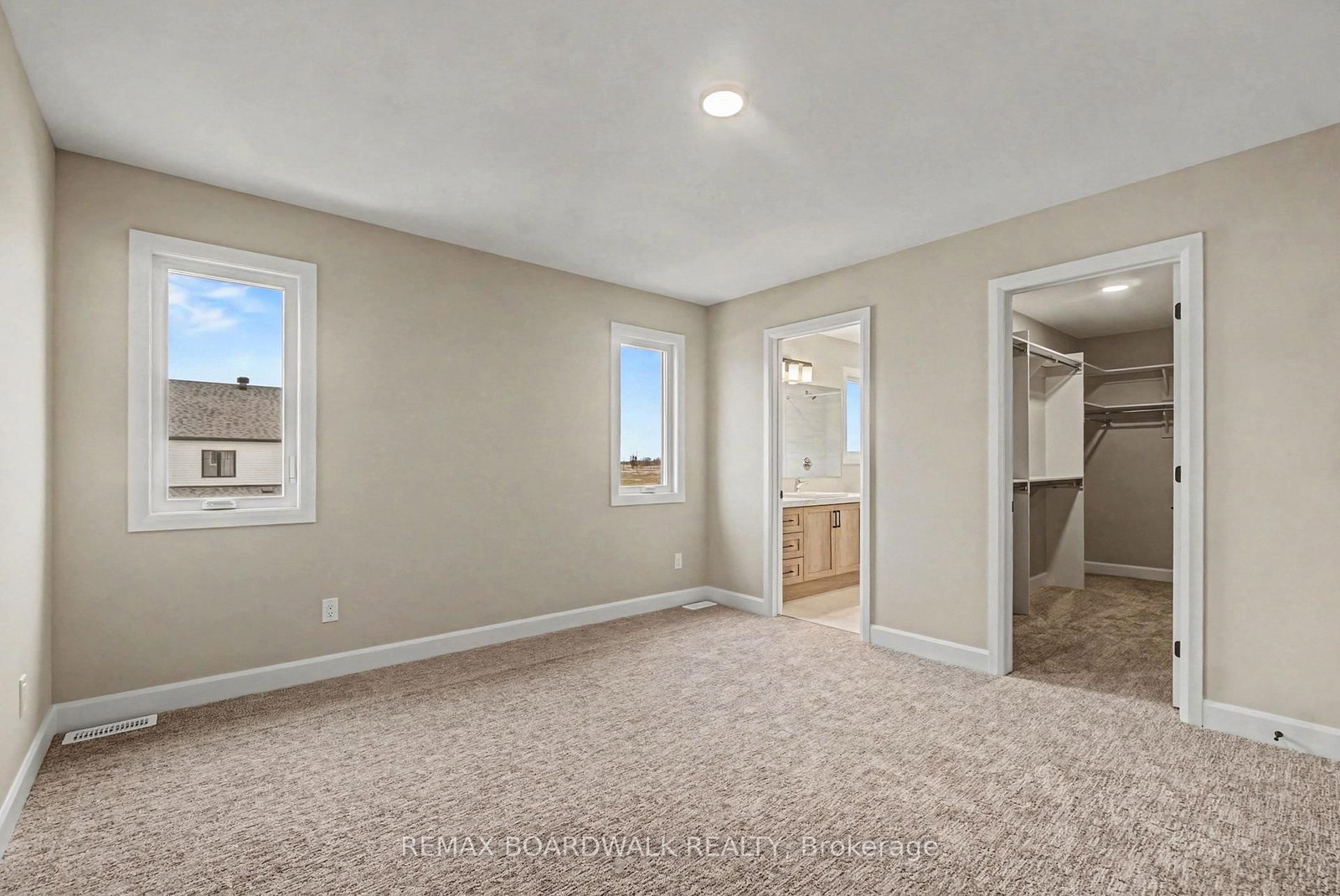 404 FALCON Lane • Russell, ON photo 13