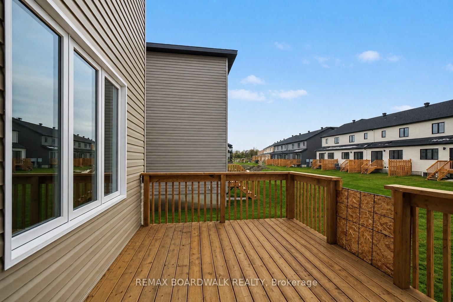 404 FALCON Lane • Russell, ON photo 21