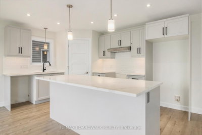 464 FALCON Lane — photo 5