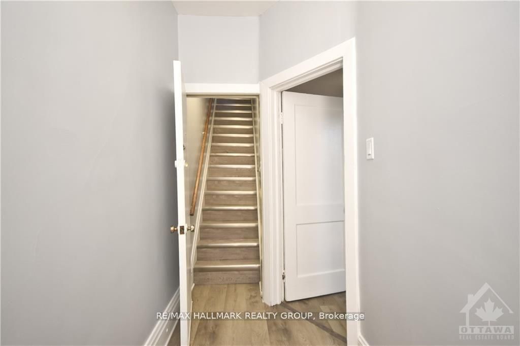15 Marier Avenue, Unit 2 - Photo 5