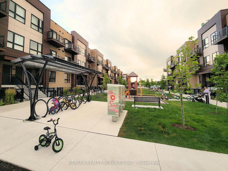 F14 - 20 Palace St, Kitchener, N2E 0J3 | Image 3