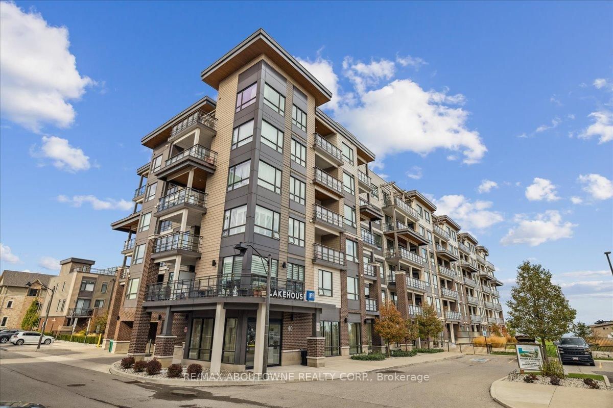 40 Esplanade Lane, Unit 102