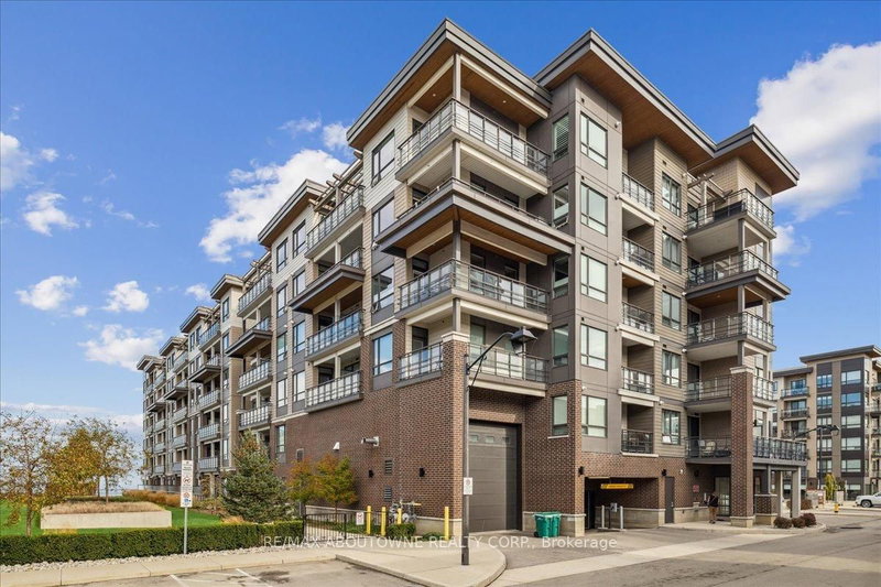 102 - 40 Esplanade Lane