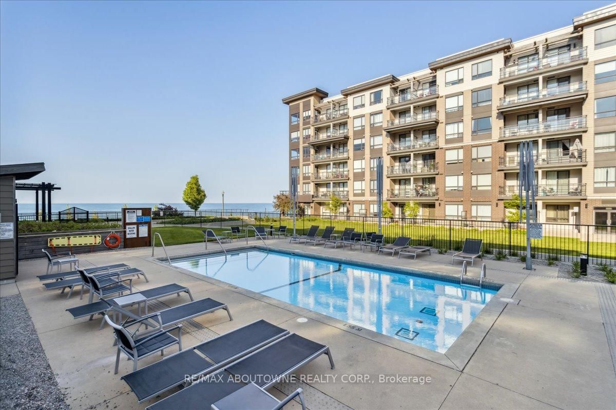 40 Esplanade Lane, Unit 102 - Photo 40