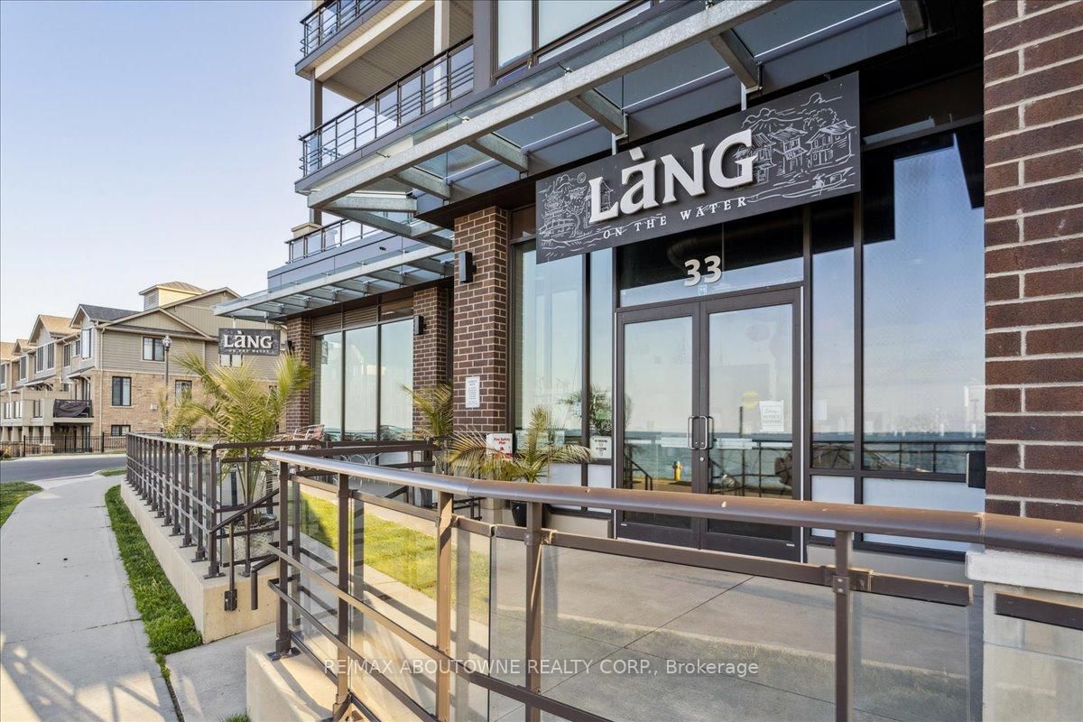 40 Esplanade Lane, Unit 102