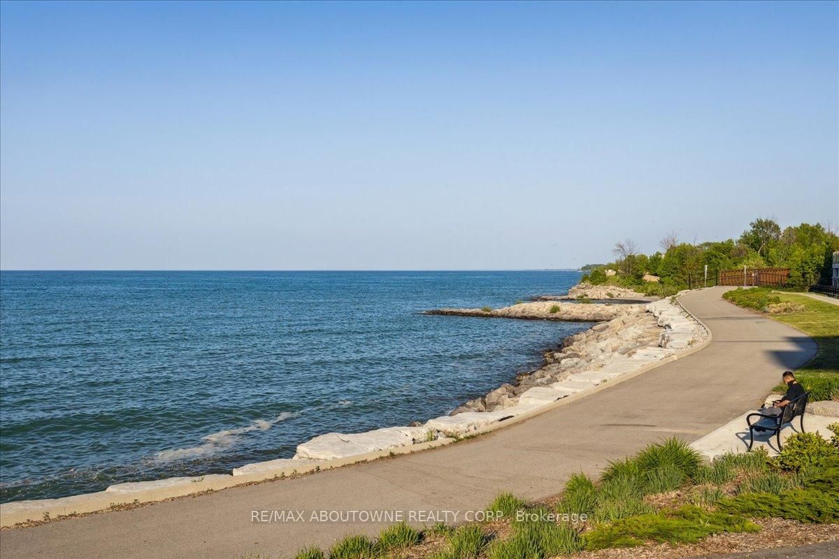 40 Esplanade Lane, Unit 102 - Photo 44