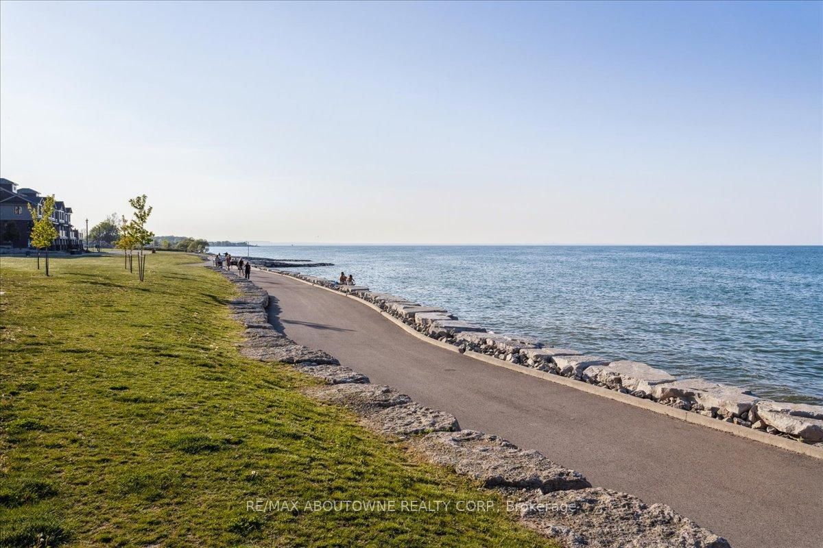 40 Esplanade Lane, Unit 102 - Photo 45