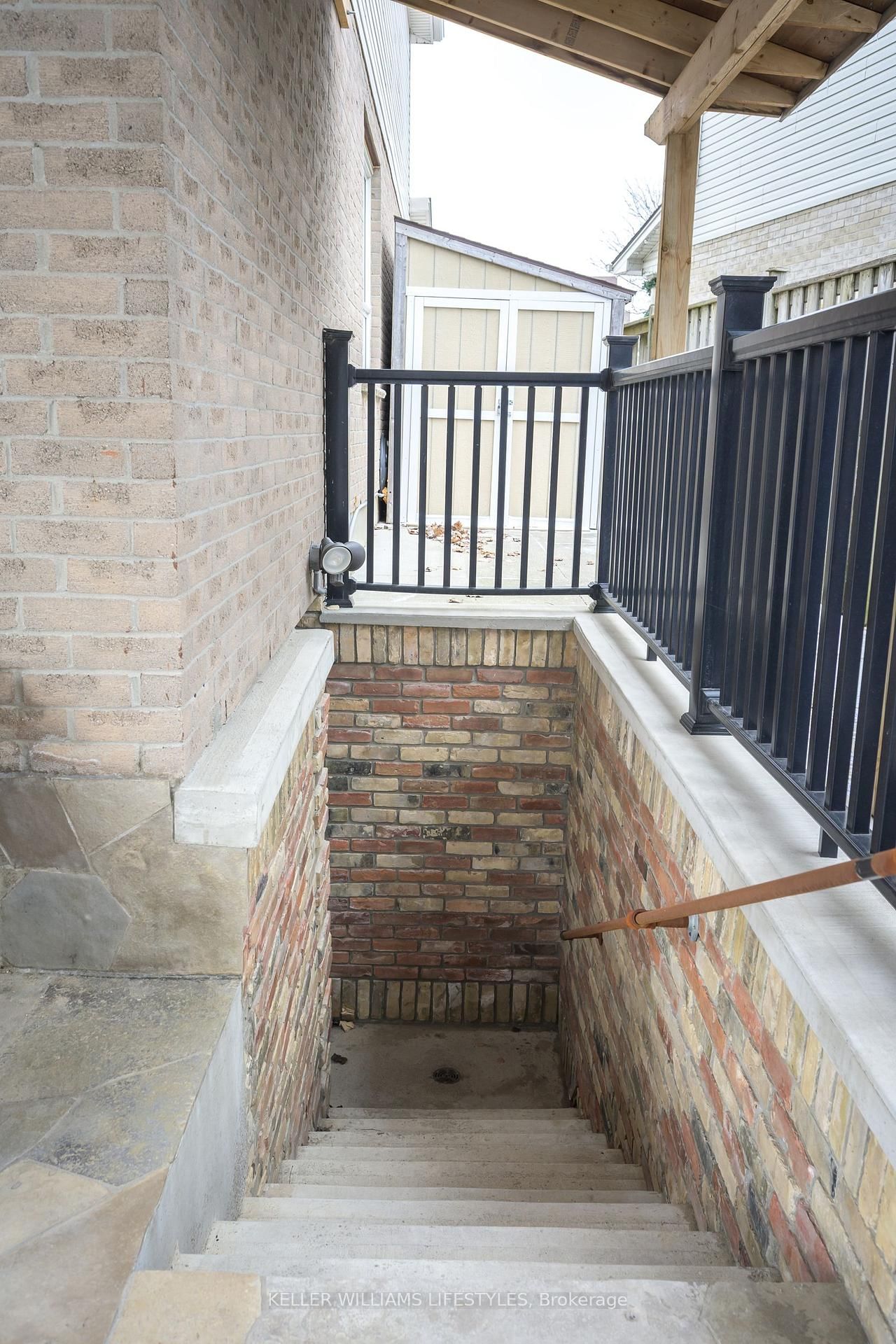 Listing Image 31