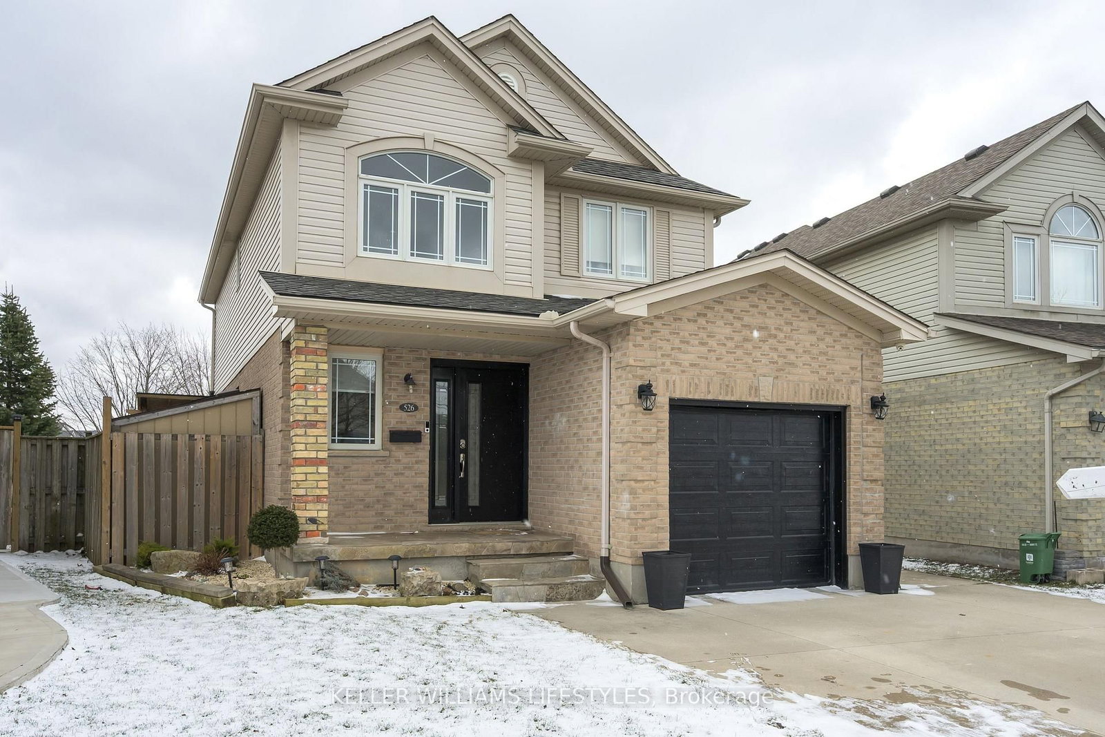 Listing Image 8