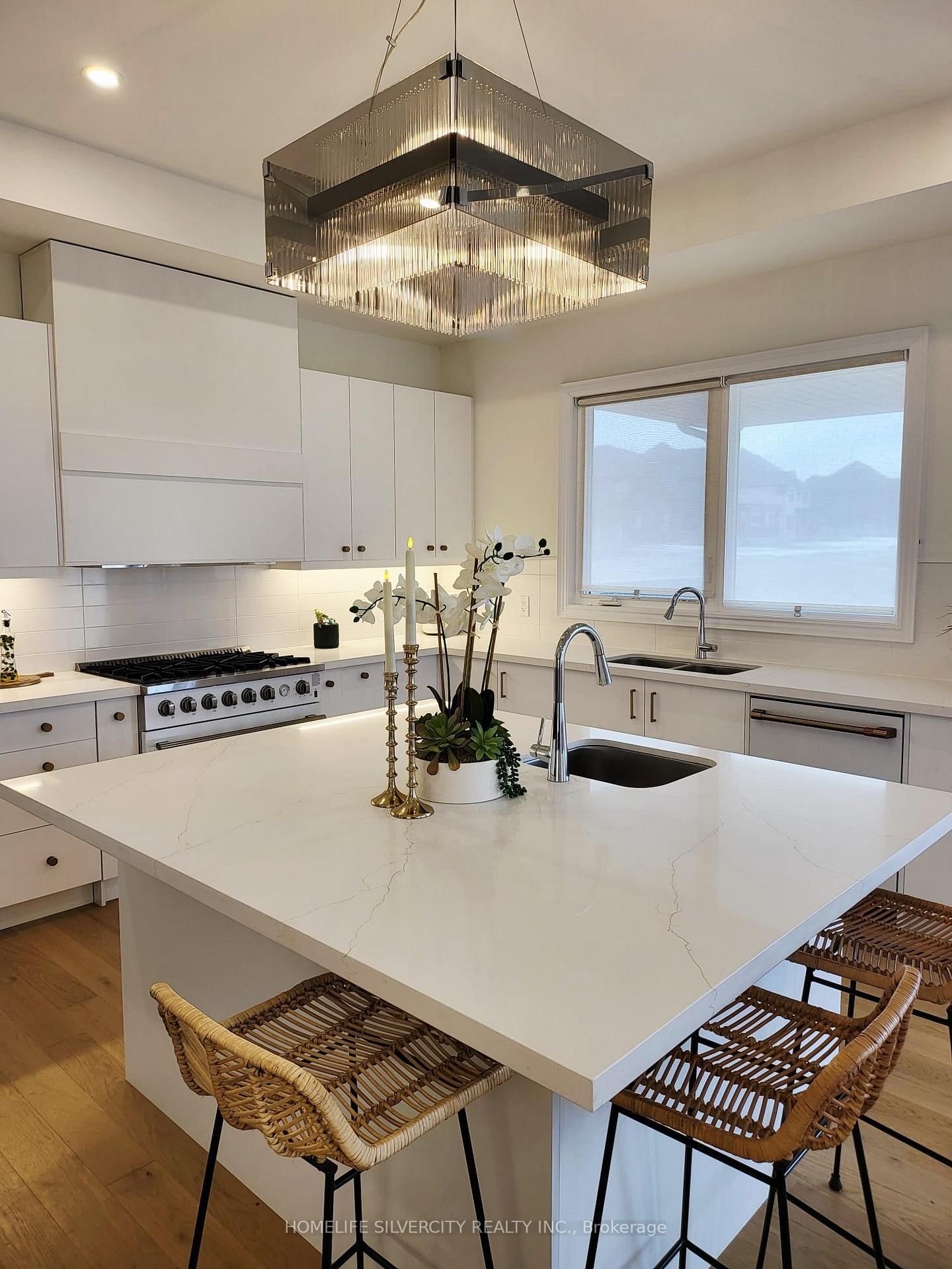 Detached House for sale at 22 Ewing Way, Amaranth, Ontario, L9W 5G9 - Rural Amaranth - MLS: X12899798