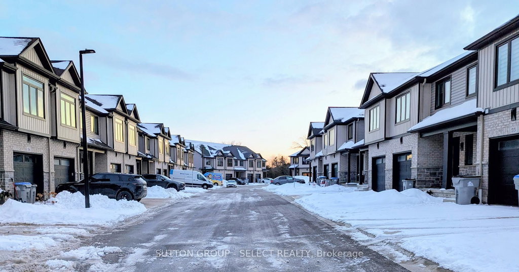 83 - 601 Lions Park Drive 3