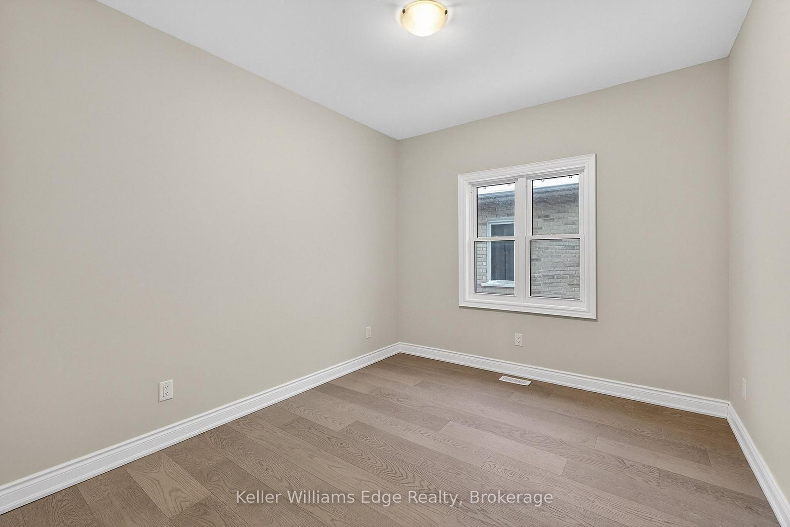 Detached House for sale at 201 Hetram Court, Fort Erie, Ontario, L0S 1B0 - Crystal Beach - MLS: X12899984