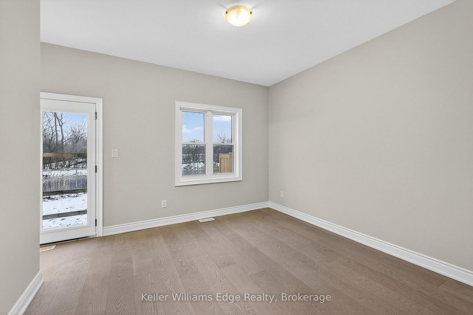 Detached House for sale at 201 Hetram Court, Fort Erie, Ontario, L0S 1B0 - Crystal Beach - MLS: X12899984