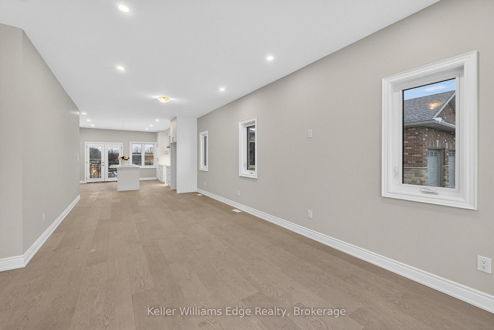 Detached House for sale at 201 Hetram Court, Fort Erie, Ontario, L0S 1B0 - Crystal Beach - MLS: X12899984