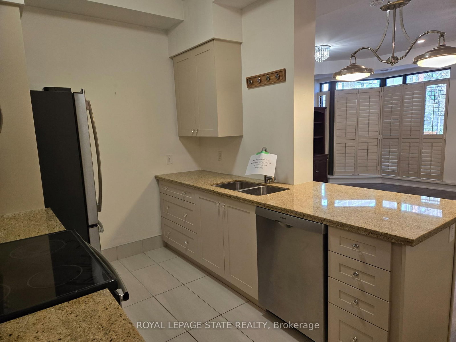 Condo for sale at 410-112 King Street, Hamilton, Ontario, L8N 1A8 - Beasley - MLS: X12900026