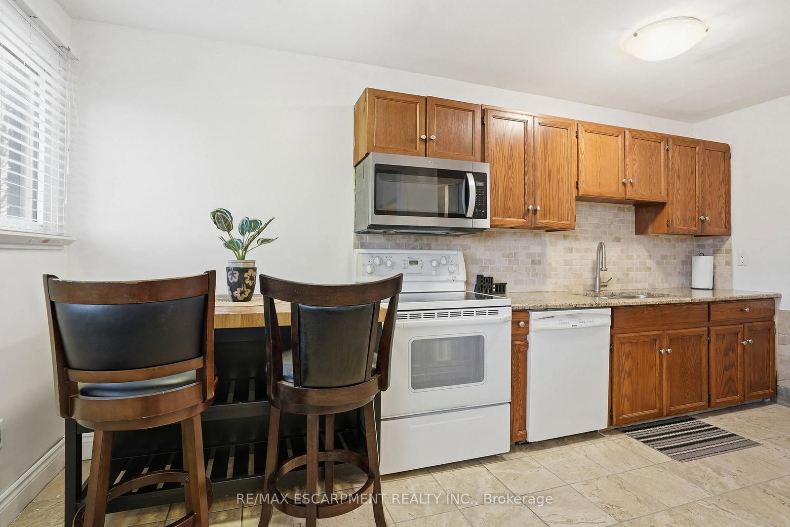 Townhouse for sale at U7-444 Stone Church Road, Hamilton, Ontario, L9B 1R1 - Gilkson - MLS: X12900124