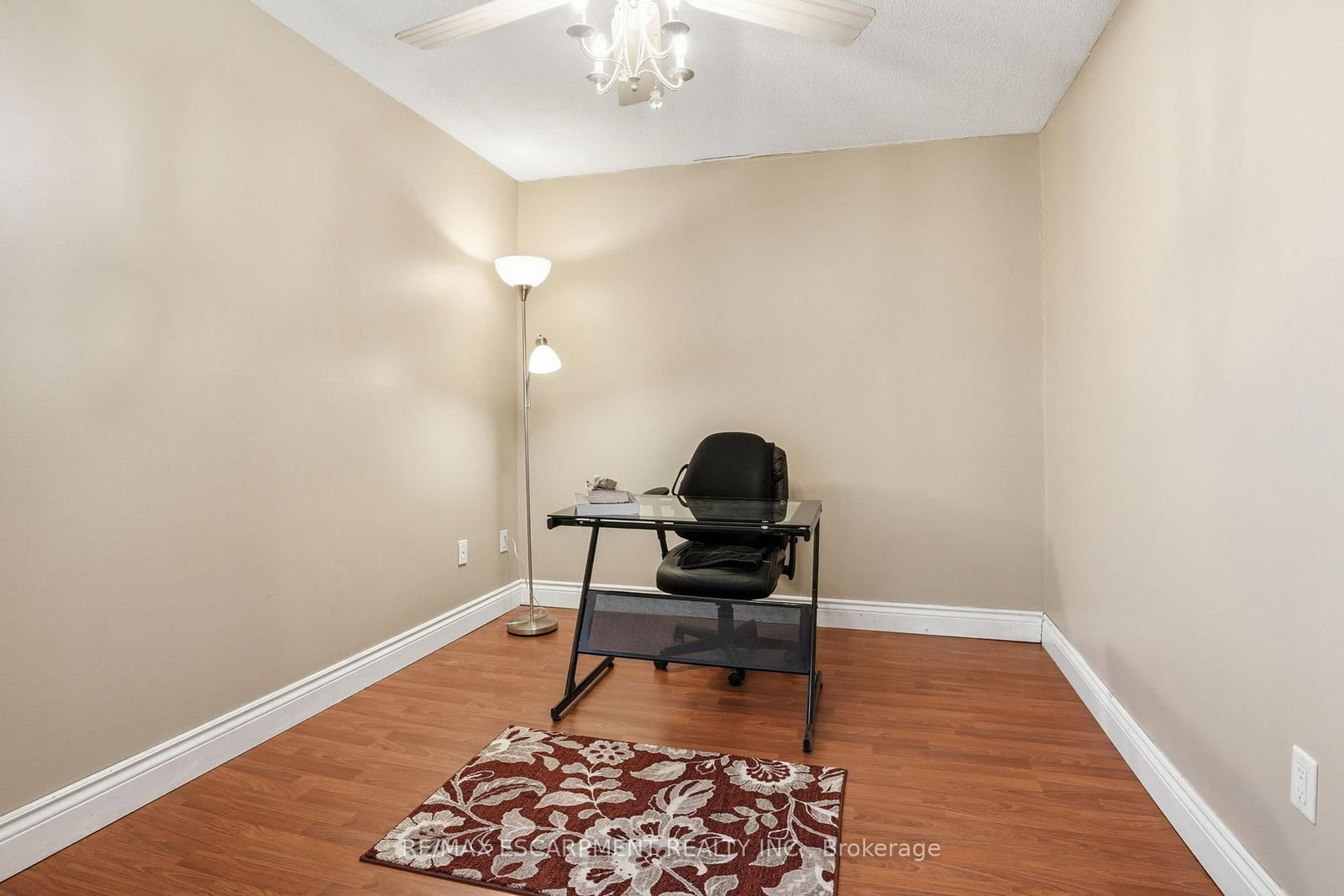 Townhouse for sale at U7-444 Stone Church Road, Hamilton, Ontario, L9B 1R1 - Gilkson - MLS: X12900124