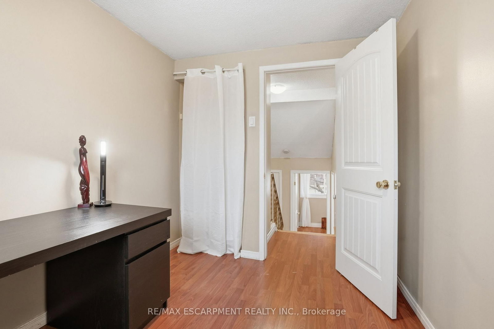 Townhouse for sale at U7-444 Stone Church Road, Hamilton, Ontario, L9B 1R1 - Gilkson - MLS: X12900124