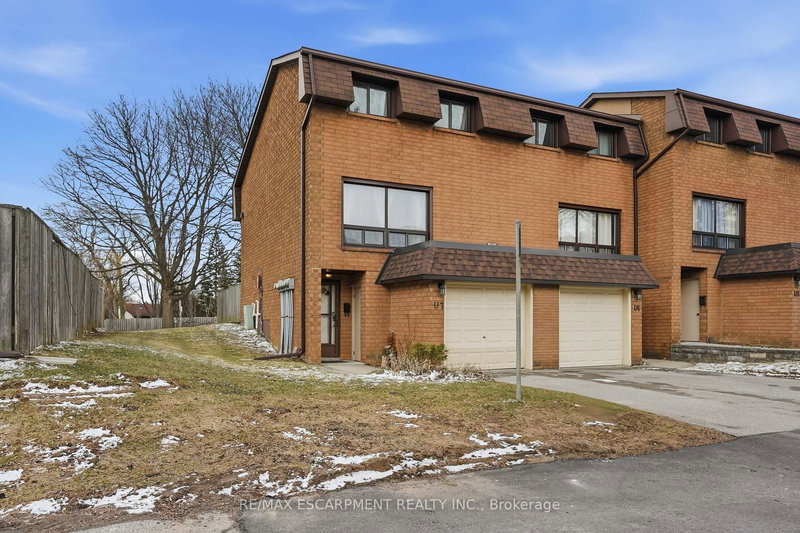 U7 - 444 Stone Church Rd W, Hamilton, L9B 1R1 | Image 3