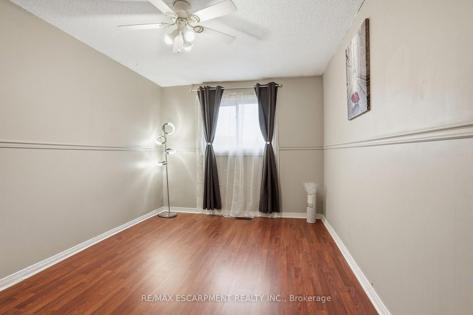 Townhouse for sale at U7-444 Stone Church Road, Hamilton, Ontario, L9B 1R1 - Gilkson - MLS: X12900124