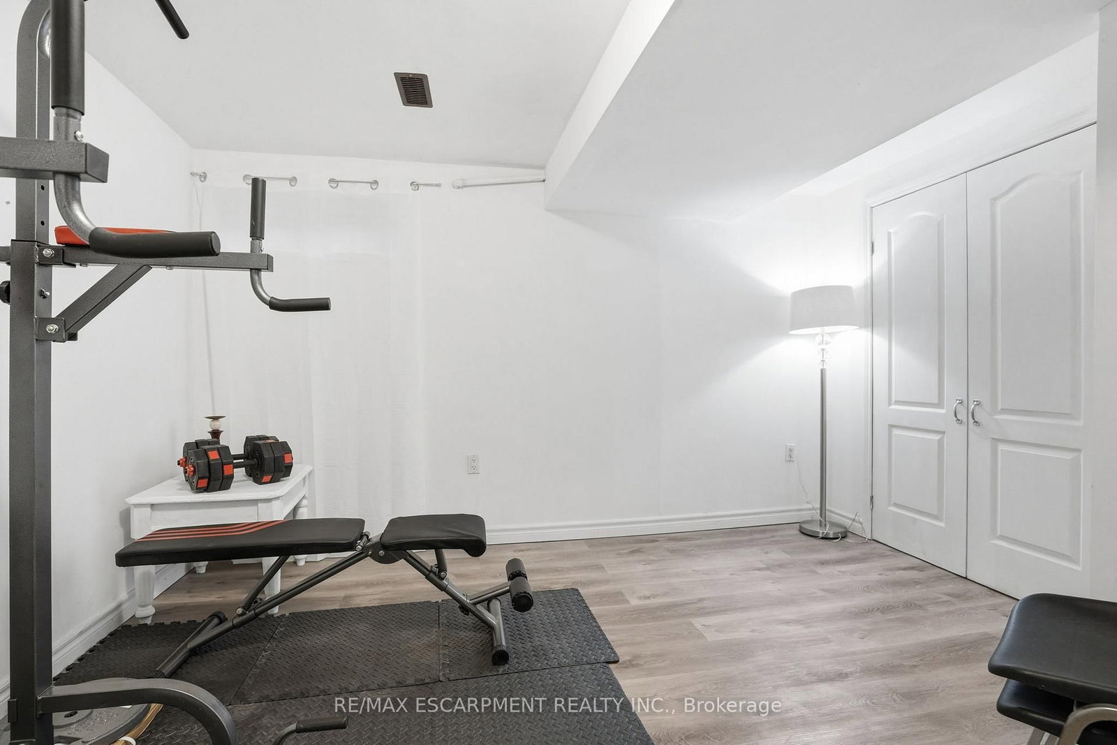 Townhouse for sale at U7-444 Stone Church Road, Hamilton, Ontario, L9B 1R1 - Gilkson - MLS: X12900124