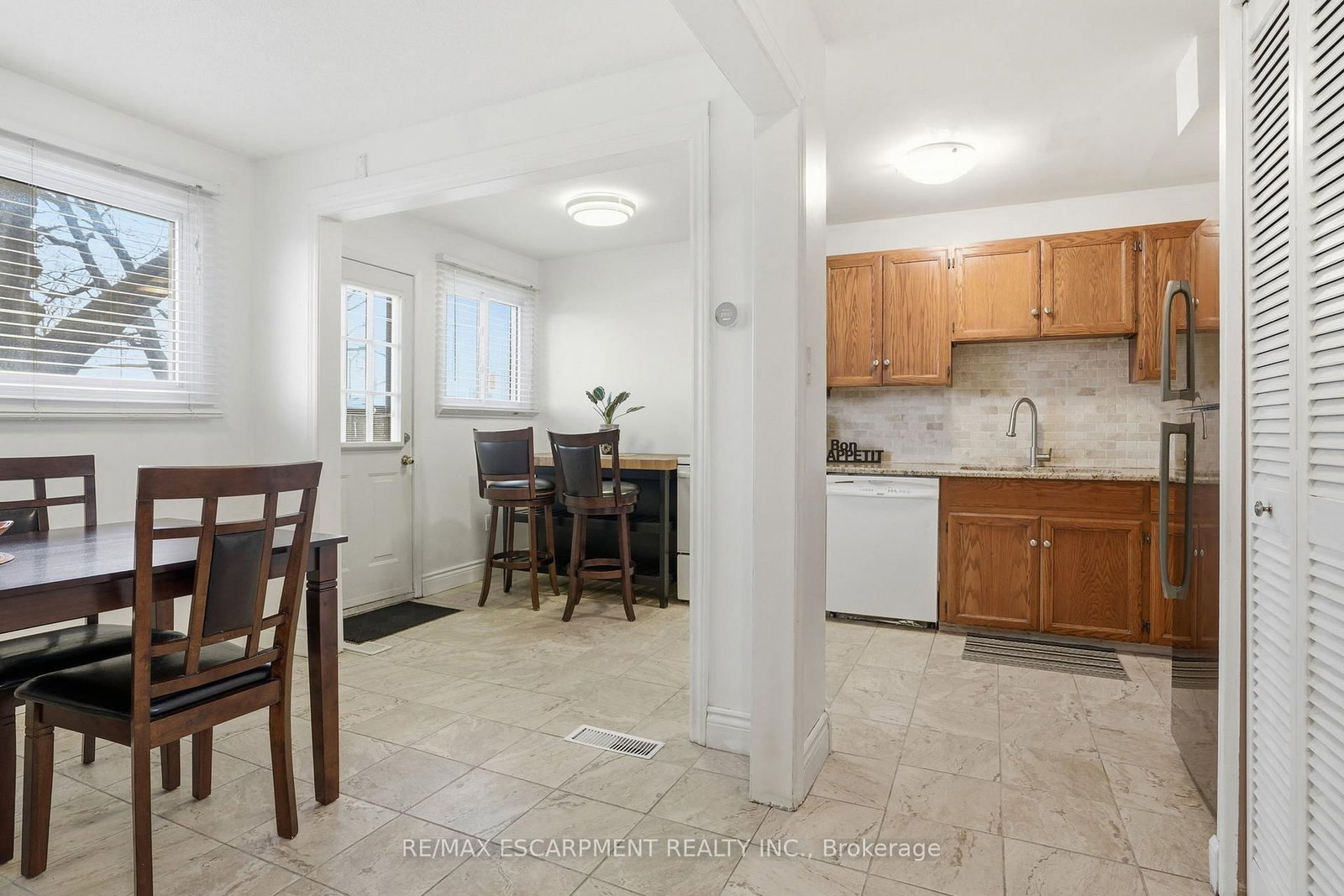 Townhouse for sale at U7-444 Stone Church Road, Hamilton, Ontario, L9B 1R1 - Gilkson - MLS: X12900124